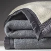 Ourson Couverture Bicolore Laine 600g/m2 11